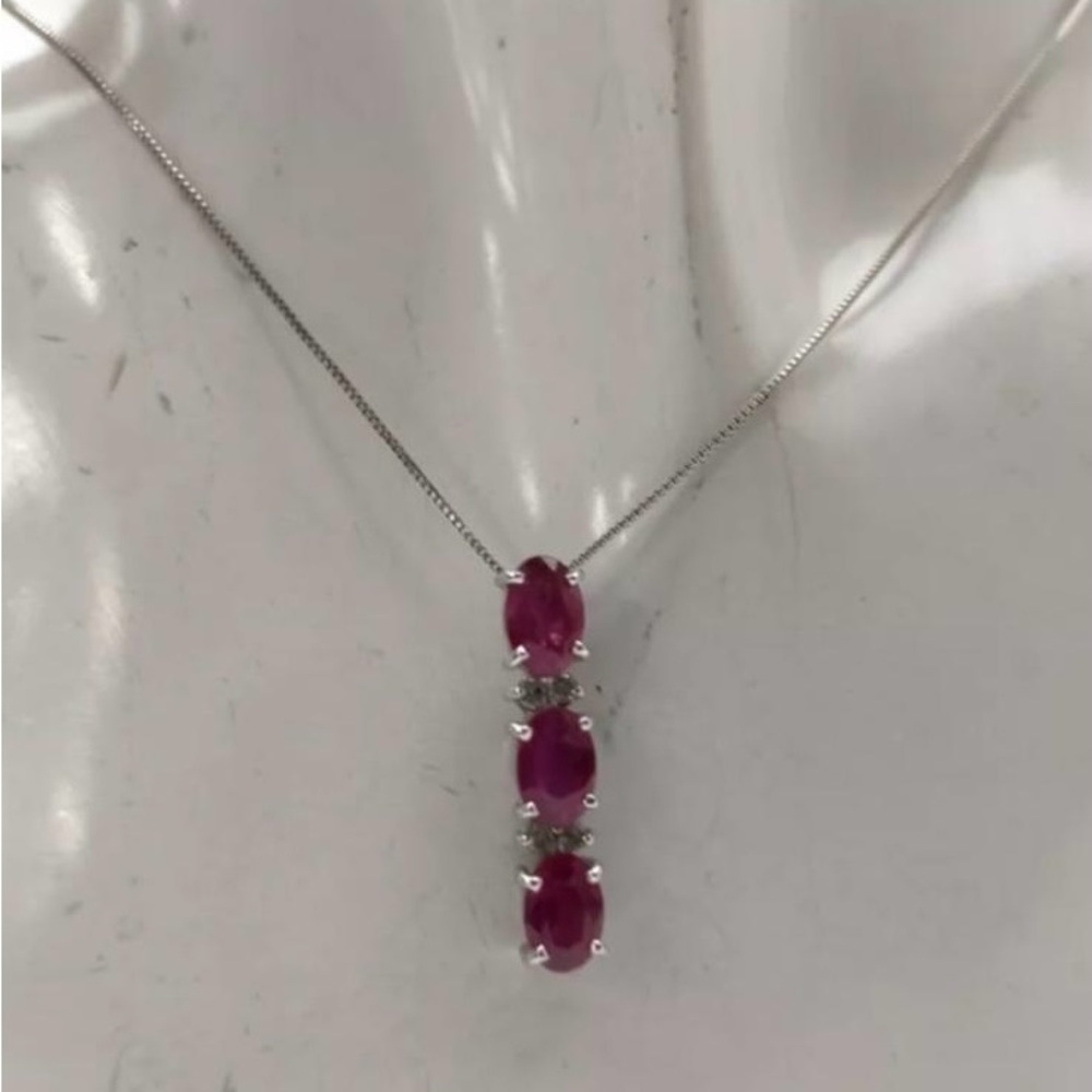 Genuine Ruby Jewelry Pendant Necklace Ruby 1.66ct in 18k White Gold